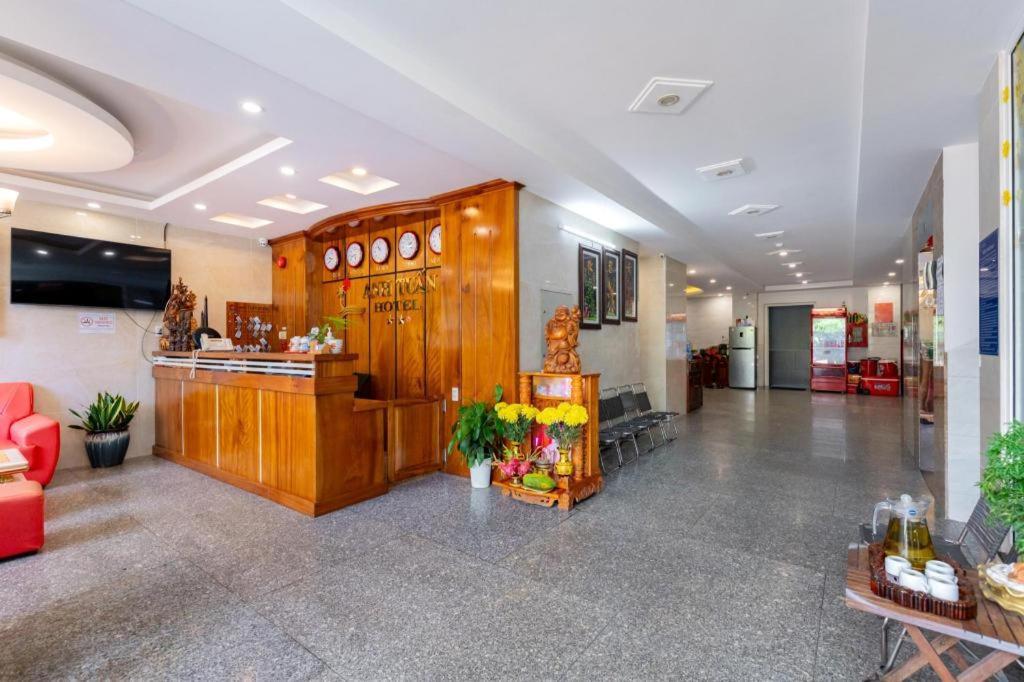 Anh Tuan Hotel Вунгтау Экстерьер фото
