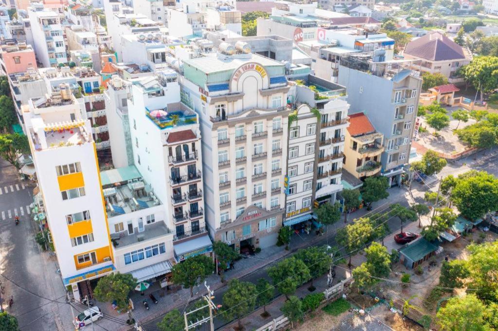 Anh Tuan Hotel Вунгтау Экстерьер фото